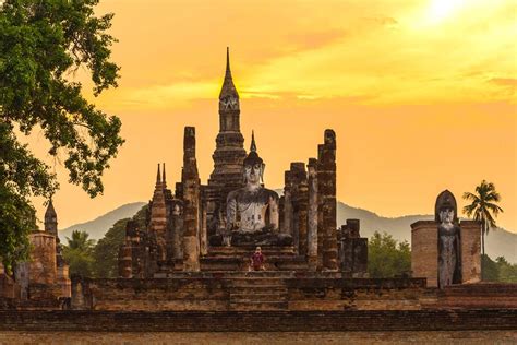 De Slag bij Sukhothai; Een Decisive Confrontatie voor het Khmer Rijk en de Geboorte van een Nieuw Koninkrijk